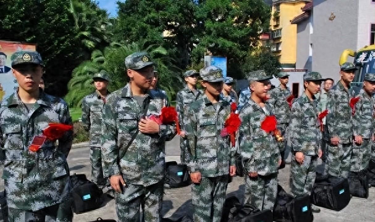 中央軍事委員會組成人員表及其職責(zé)與重要性，中央軍事委員會組成人員表、職責(zé)與重要性解析