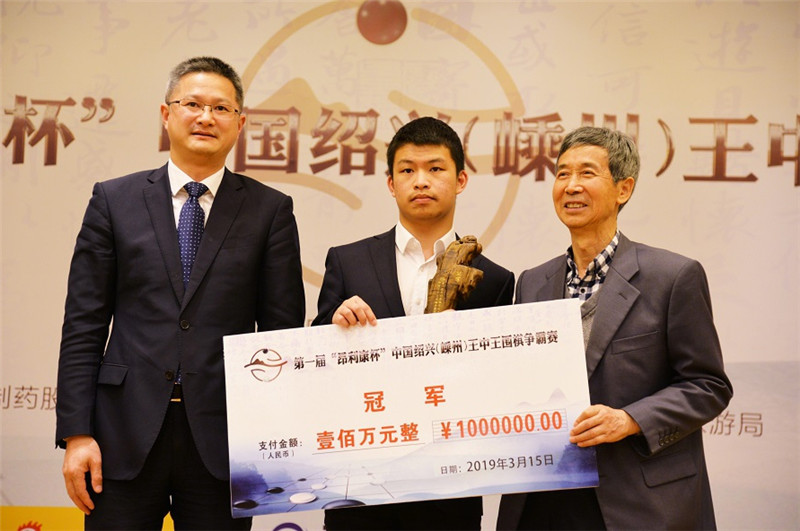 王中王鐵算一肖，揭秘生肖運勢與神秘預(yù)測，揭秘生肖運勢與預(yù)測，王中王鐵算一肖的獨特洞察