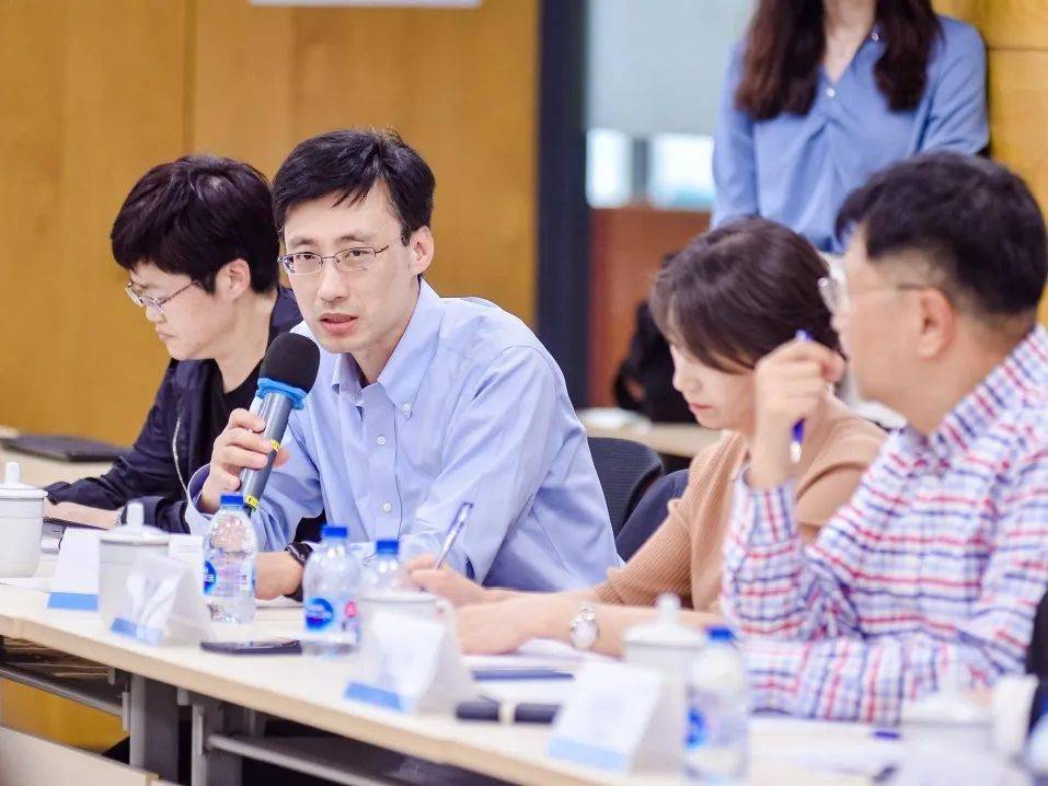 王中王一肖中持嗎？深度解析背后的故事與真相，揭秘王中王一肖背后的故事與真相，深度解析與真相探討