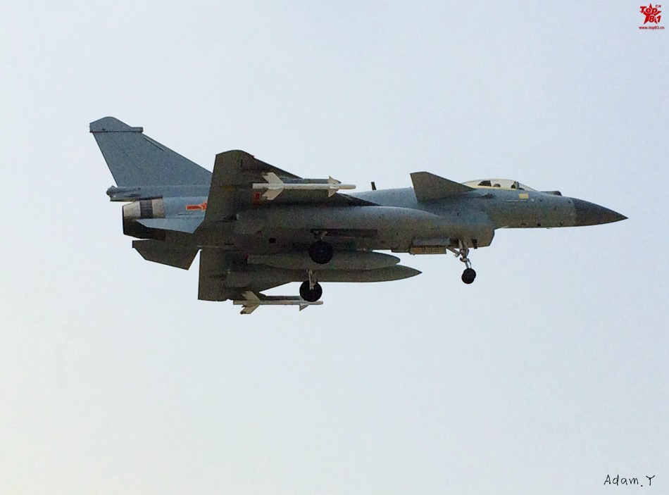 殲10戰(zhàn)斗機(jī)的詳細(xì)介紹，殲10戰(zhàn)斗機(jī)深度解析