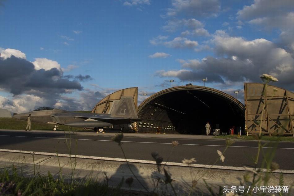 關(guān)于幾架殲-20可以打敗一架F-22的探討，殲-20與F-22對決探討，幾架殲-20能勝出一架F-22？