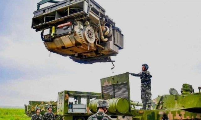 中國(guó)VT-4與99A主戰(zhàn)坦克，技術(shù)差距與對(duì)比分析，中國(guó)VT-4與99A主戰(zhàn)坦克，技術(shù)差距與性能對(duì)比解析