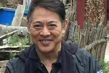 甲亢病的癥狀及其影響，深入了解與應(yīng)對，甲亢病的癥狀與影響，全面深入了解與應(yīng)對之策