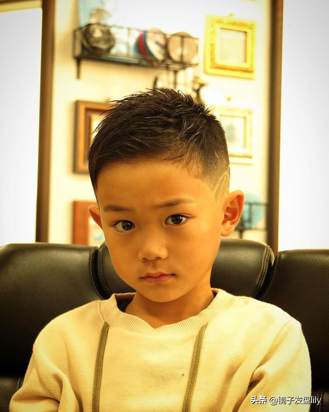 五個(gè)月最準(zhǔn)懷男孩征兆，揭示胎兒性別的神秘面紗，五個(gè)月懷男孩征兆揭秘，探索胎兒性別的神秘線索