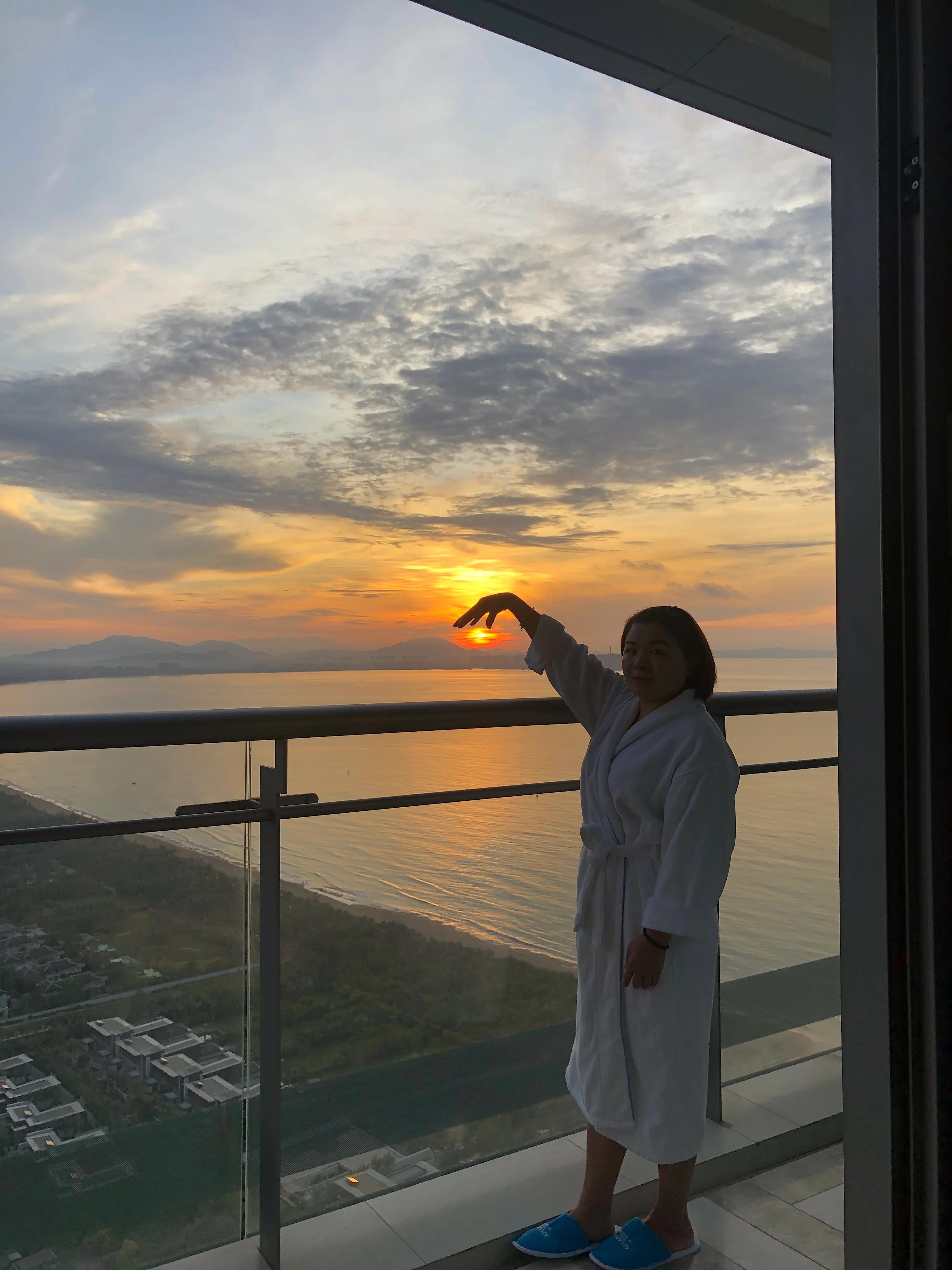 三亞度假勝地，亞龍灣與海棠灣住宿選擇深度解析，三亞度假勝地解析，亞龍灣與海棠灣住宿攻略對(duì)比