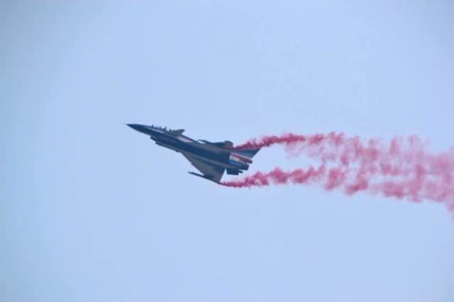 殲-10與F-16在巴基斯坦，技術(shù)比拼下的空戰(zhàn)實力對比，巴基斯坦空戰(zhàn)實力比拼，殲-10與F-16技術(shù)對決