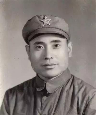 揭秘劉伯溫一肖中持期期誰——歷史謎團解析，劉伯溫一肖中持期期誰揭秘，歷史謎團深度解析