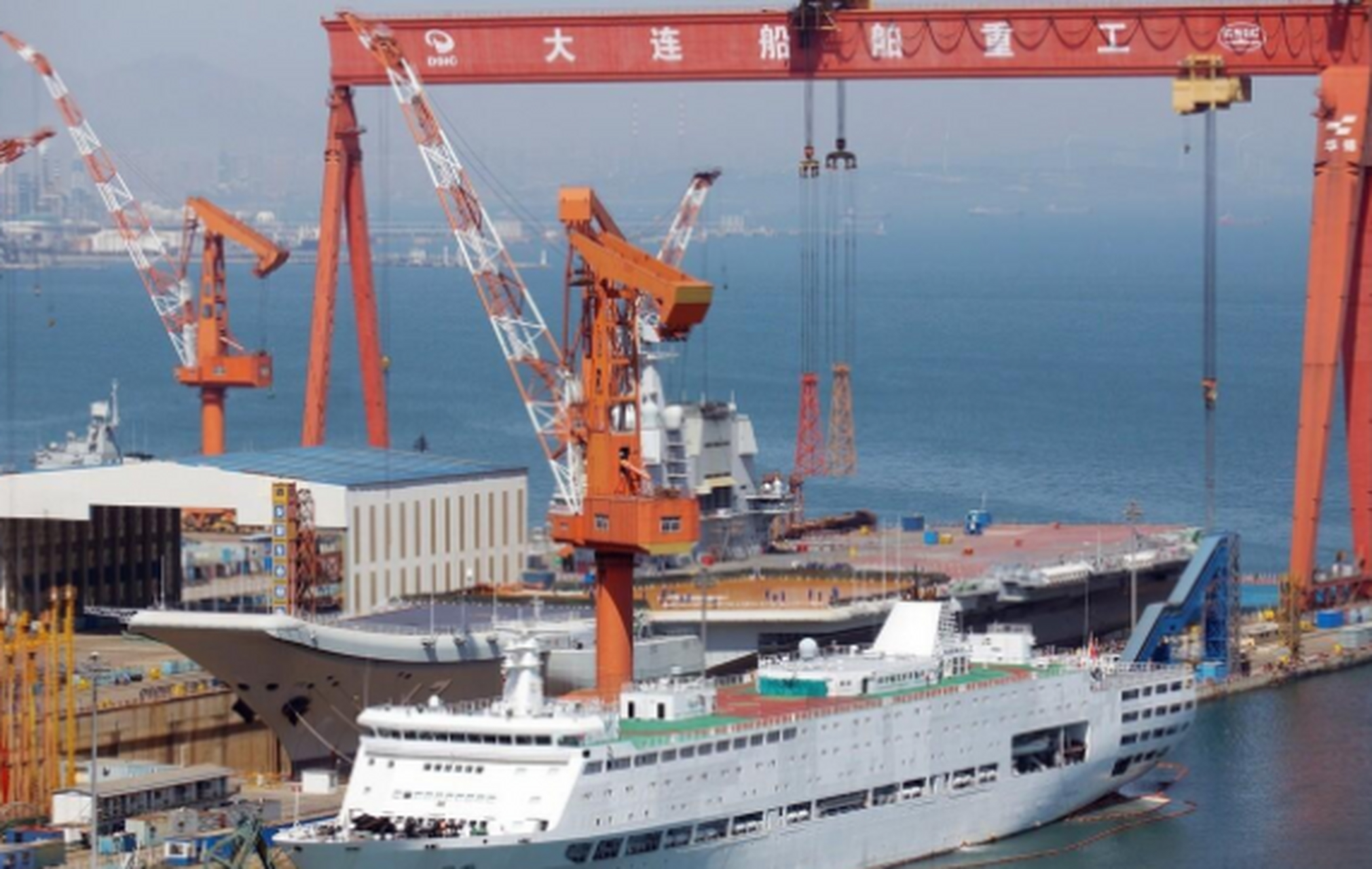 大連造船廠搬遷揭秘，新址究竟在哪里？，大連造船廠搬遷幕后揭秘，新址揭曉！