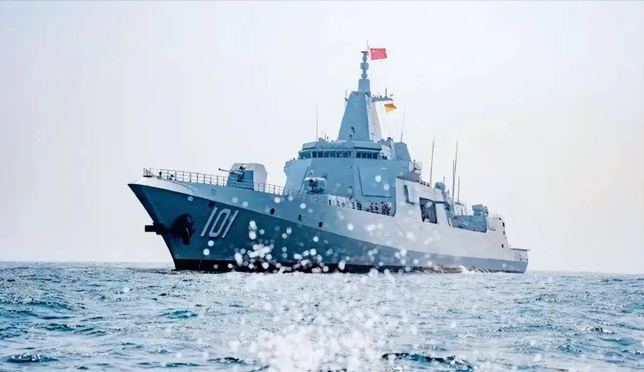 豪華巨艦，深入了解055巡洋艦，豪華巨艦揭秘，深入了解中國(guó)海軍新一代戰(zhàn)艦——055巡洋艦